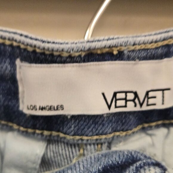 Vervet Women's S Denim Distressed High-Waisted Frayed Hem Cargo Pocket Shorts - Picture 4 of 11